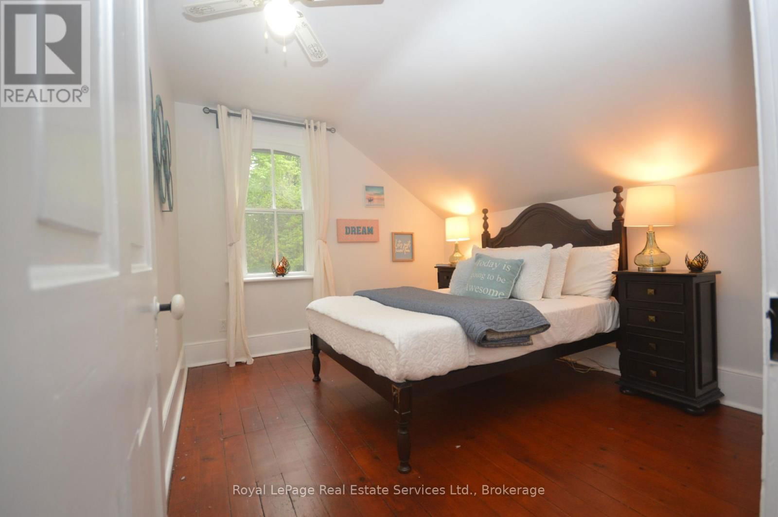 92 ADAM STREET Image 25
