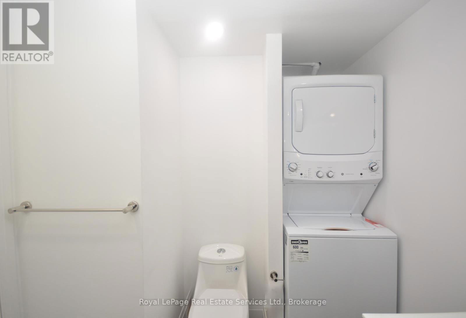92 ADAM STREET Image 40