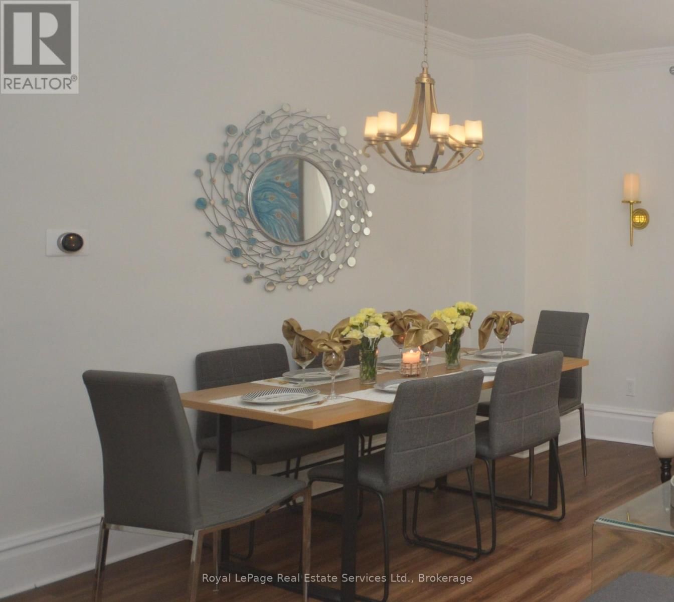 92 ADAM STREET Image 9