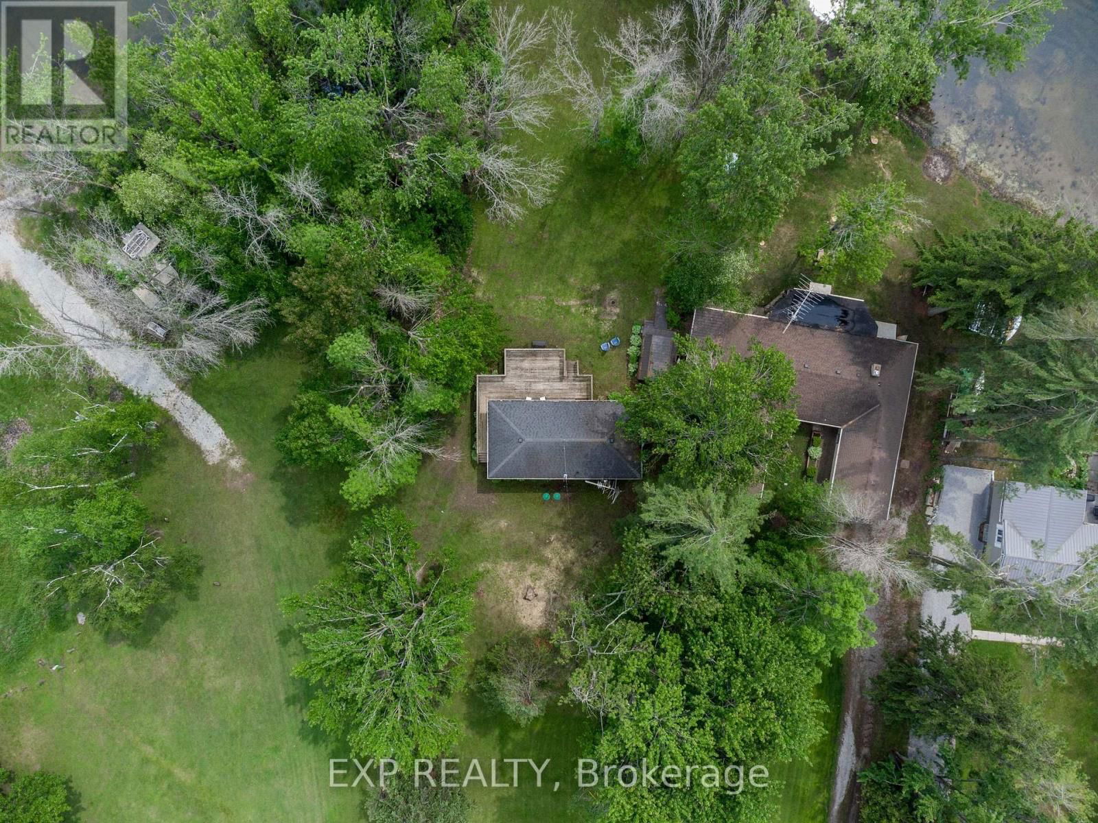 28 PARK LANE Image 8
