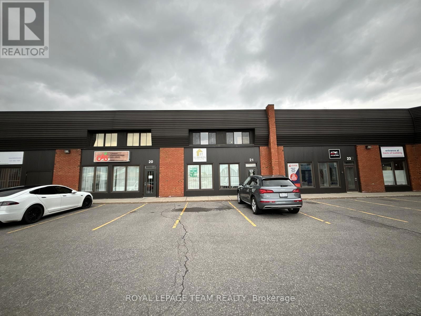 21 - 5330 CANOTEK ROAD Image 2