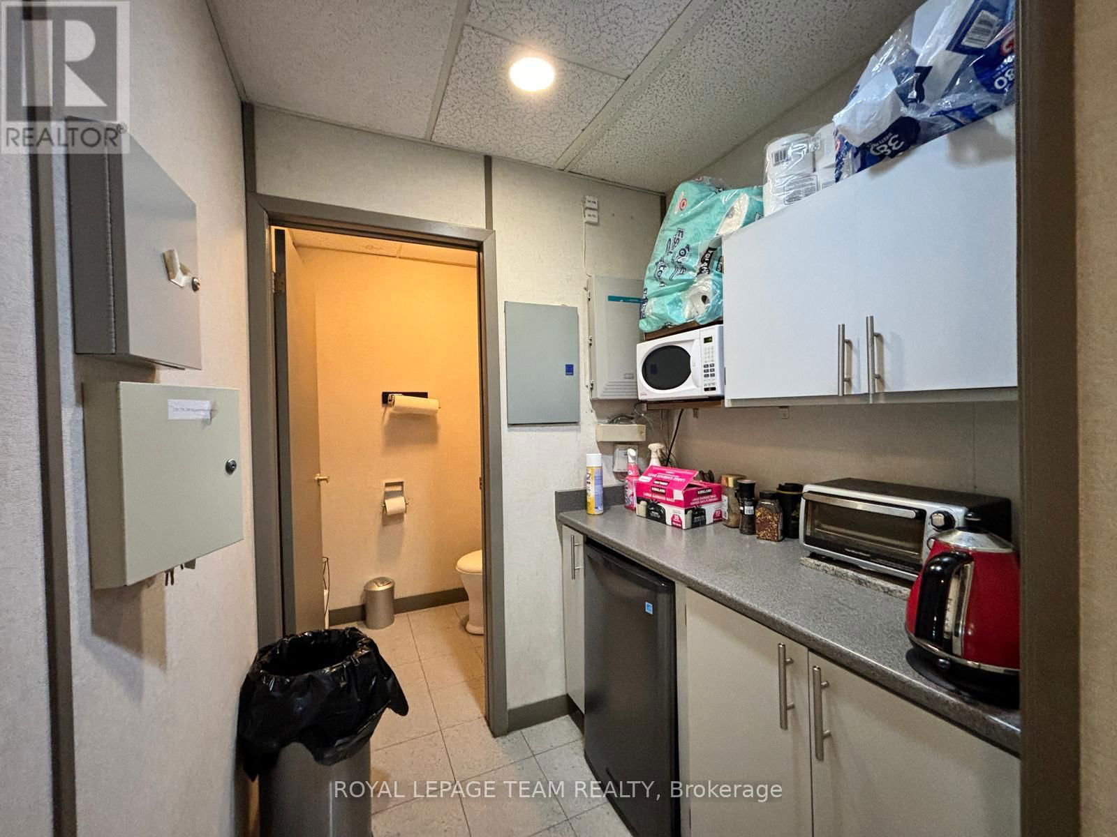 21 - 5330 CANOTEK ROAD Image 9