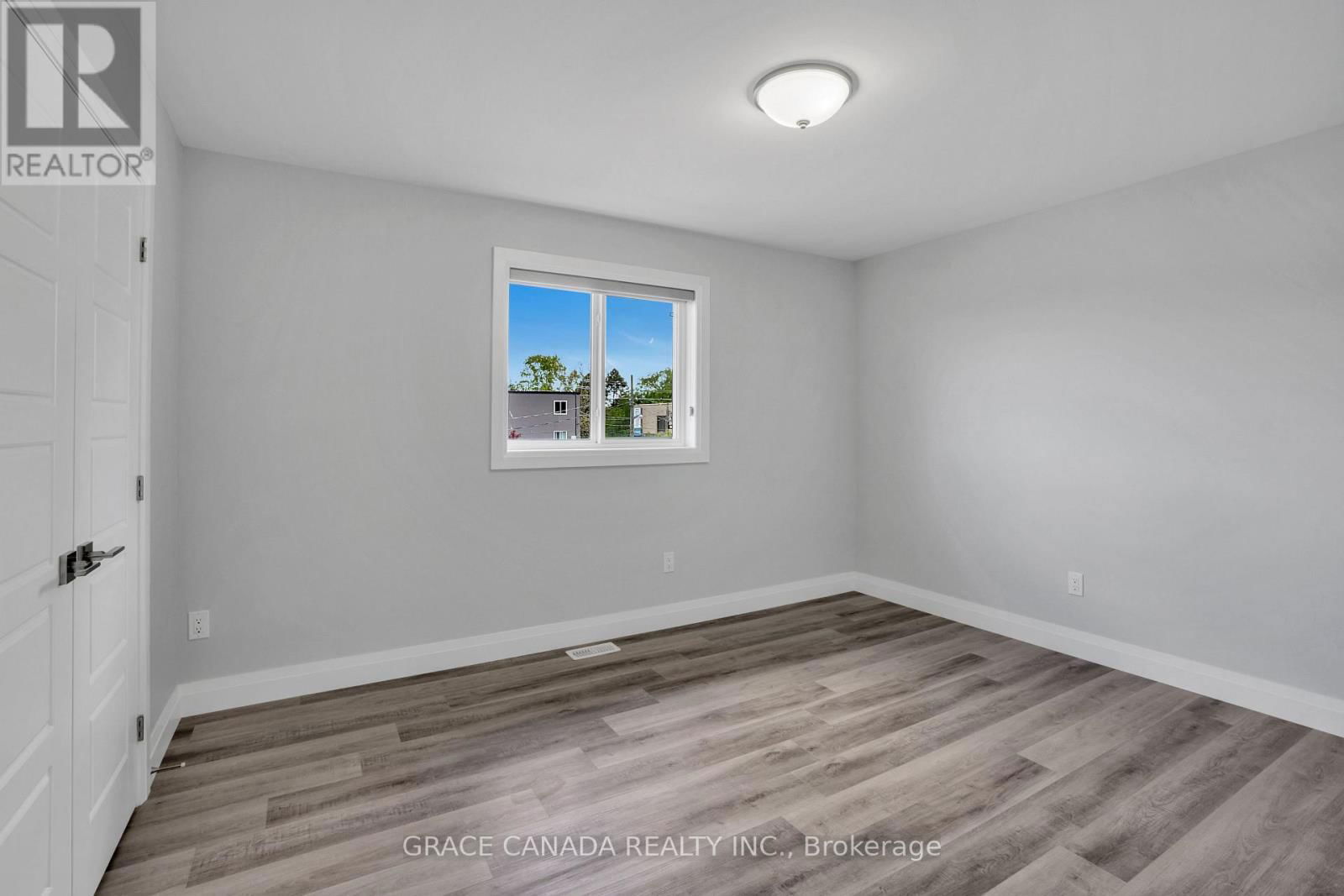 A - 1659 WINDSOR AVENUE Image 12