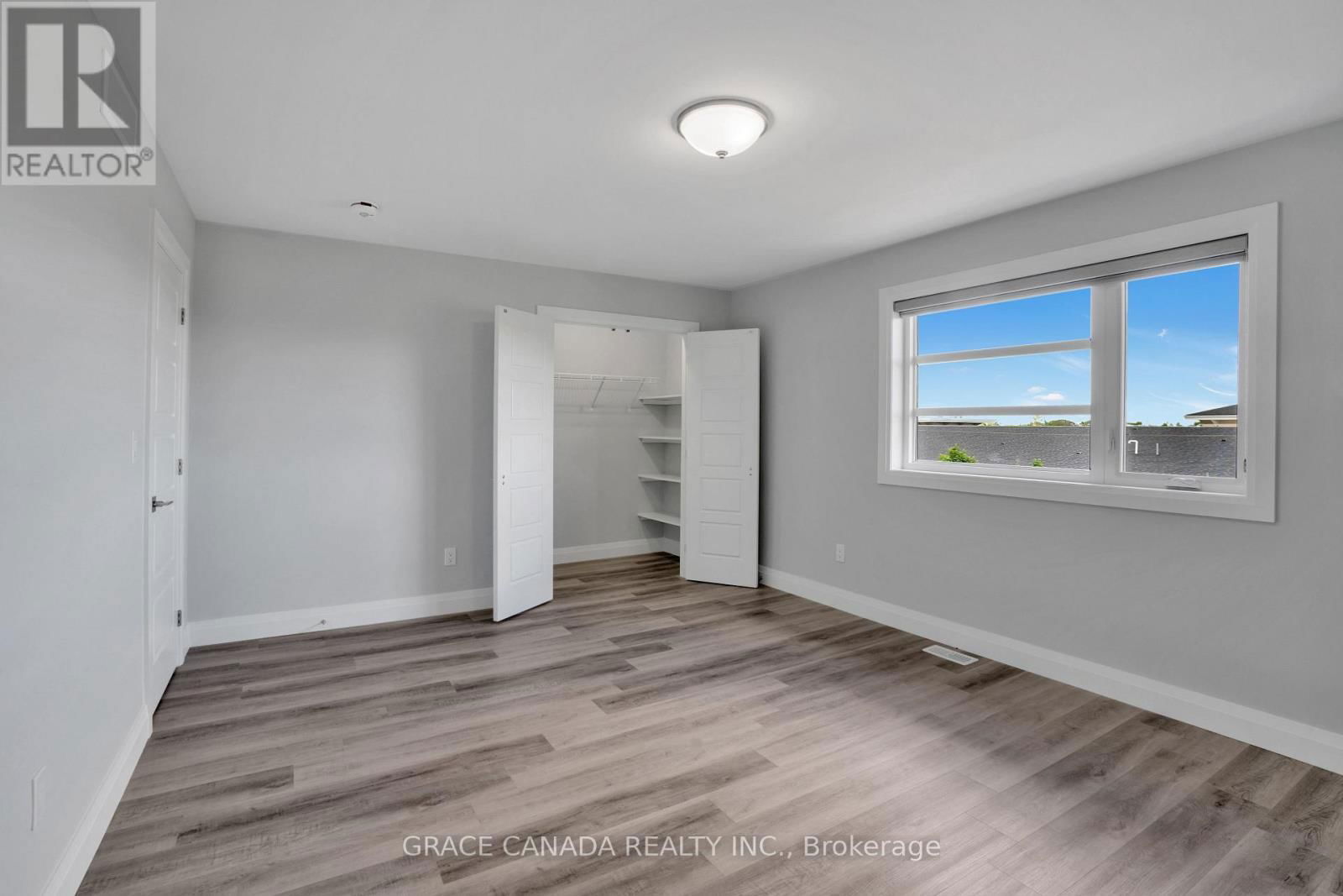 A - 1659 WINDSOR AVENUE Image 15