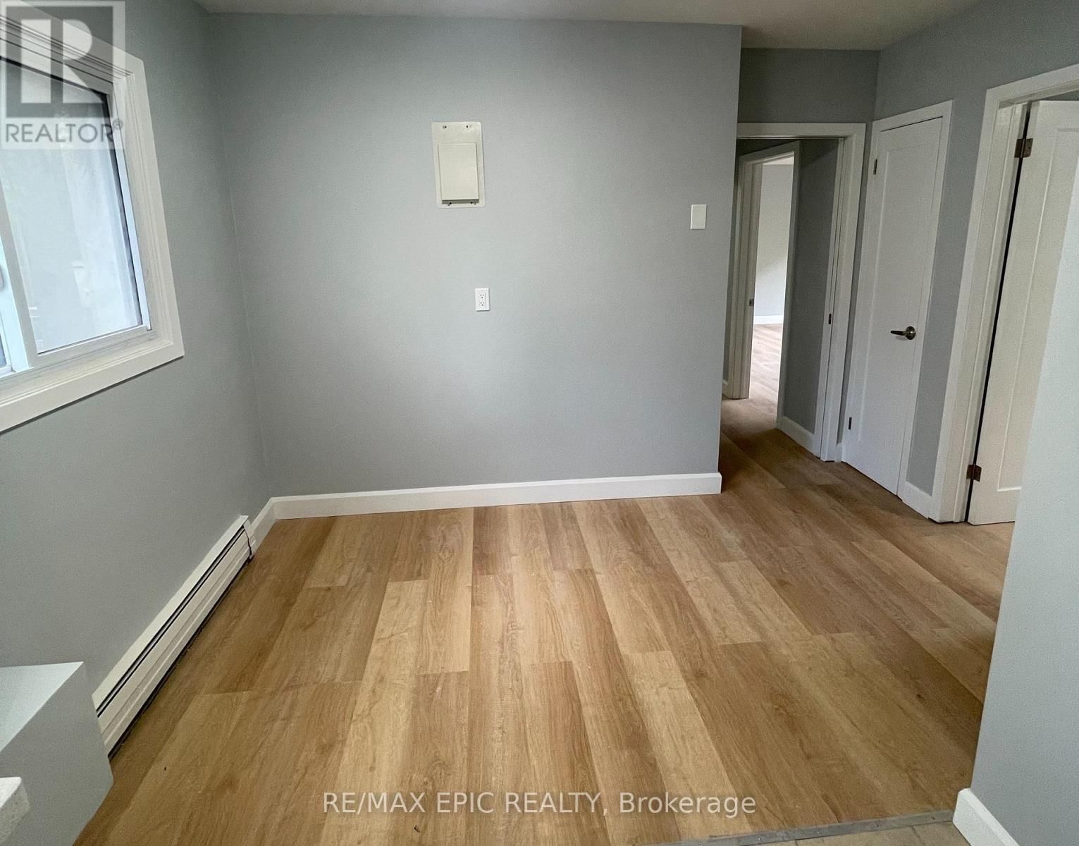 5 - 569 DUFFERIN AVENUE Image 4