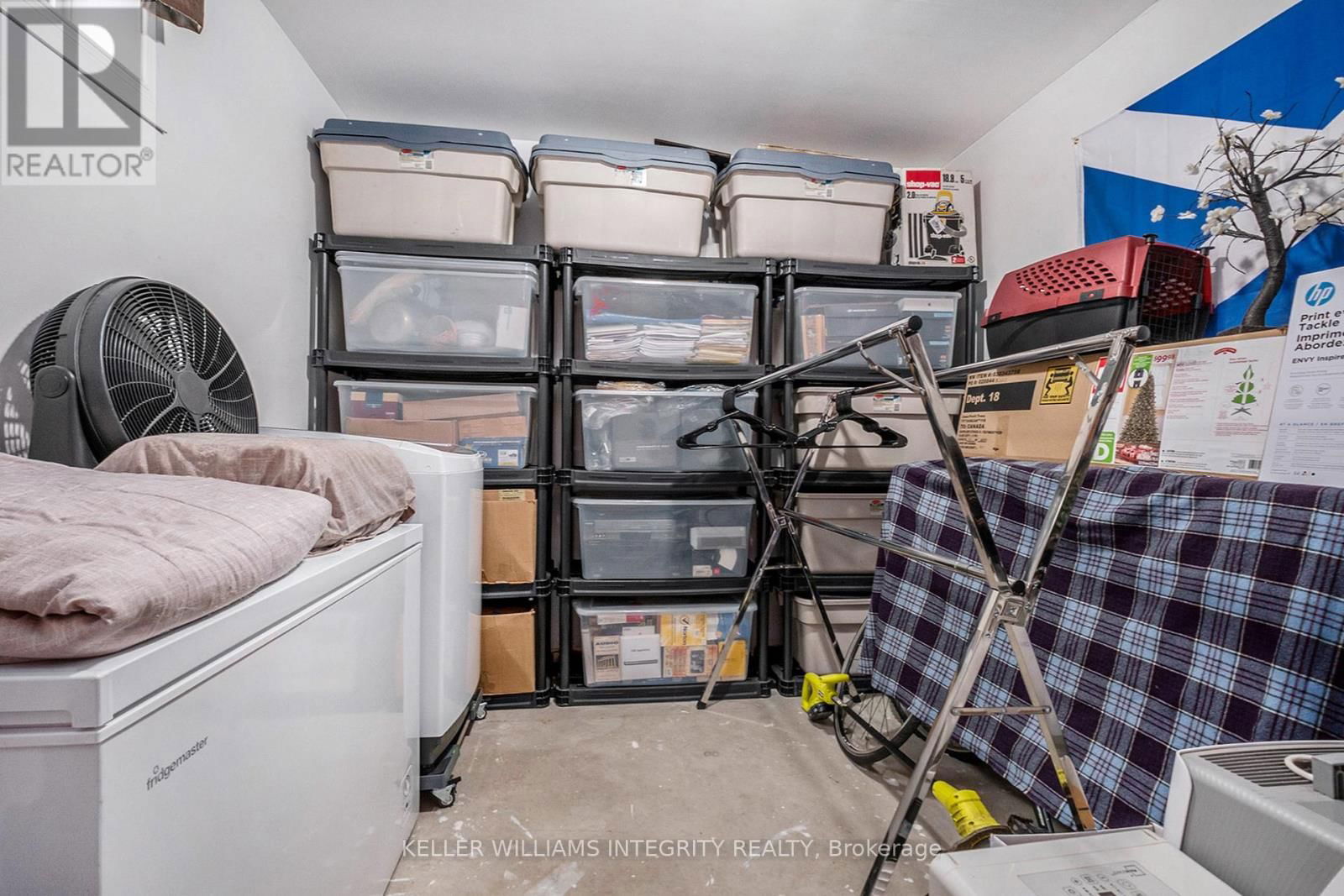 1384 CHATELAIN AVENUE Image 23