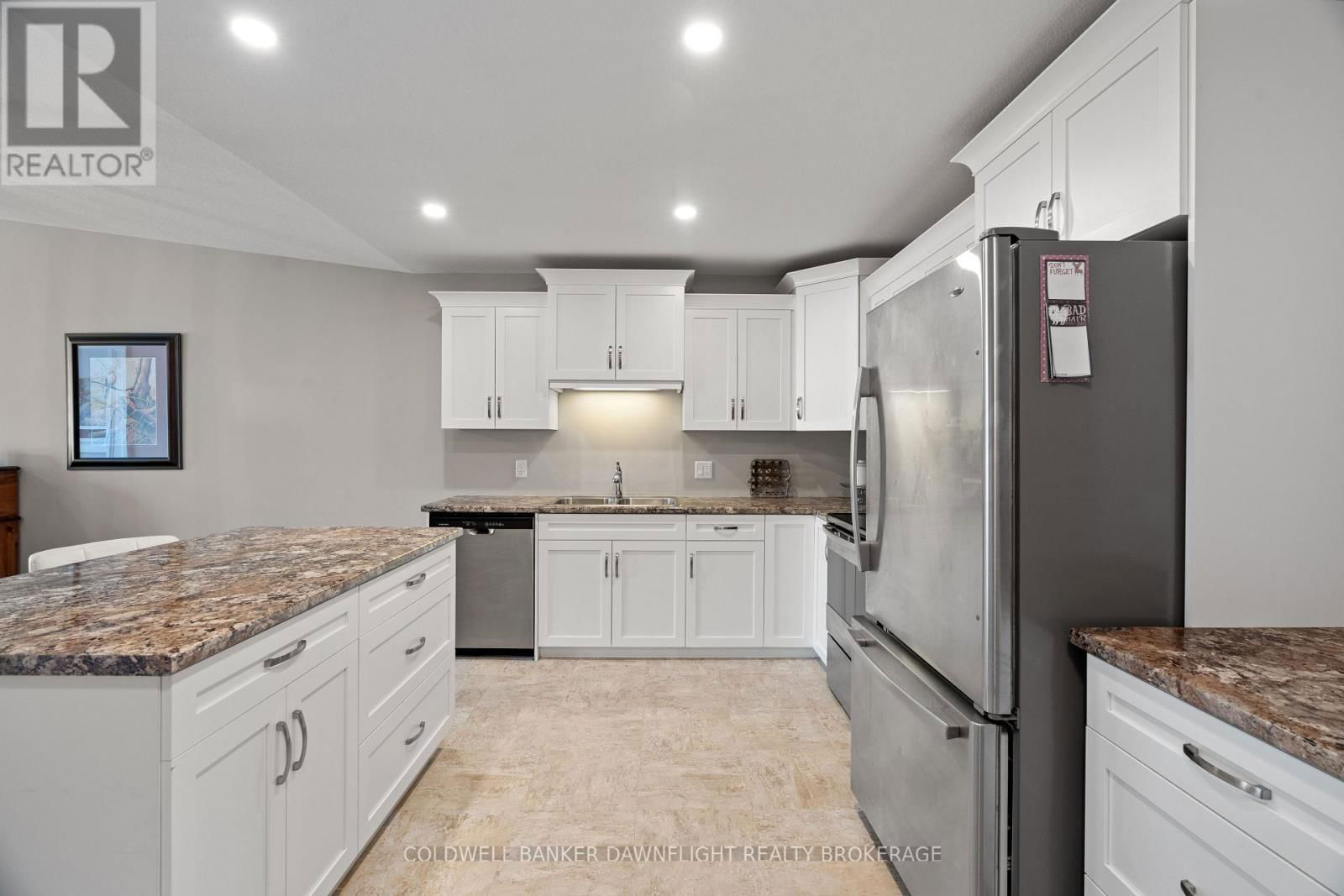 40 DEVON DRIVE Image 12