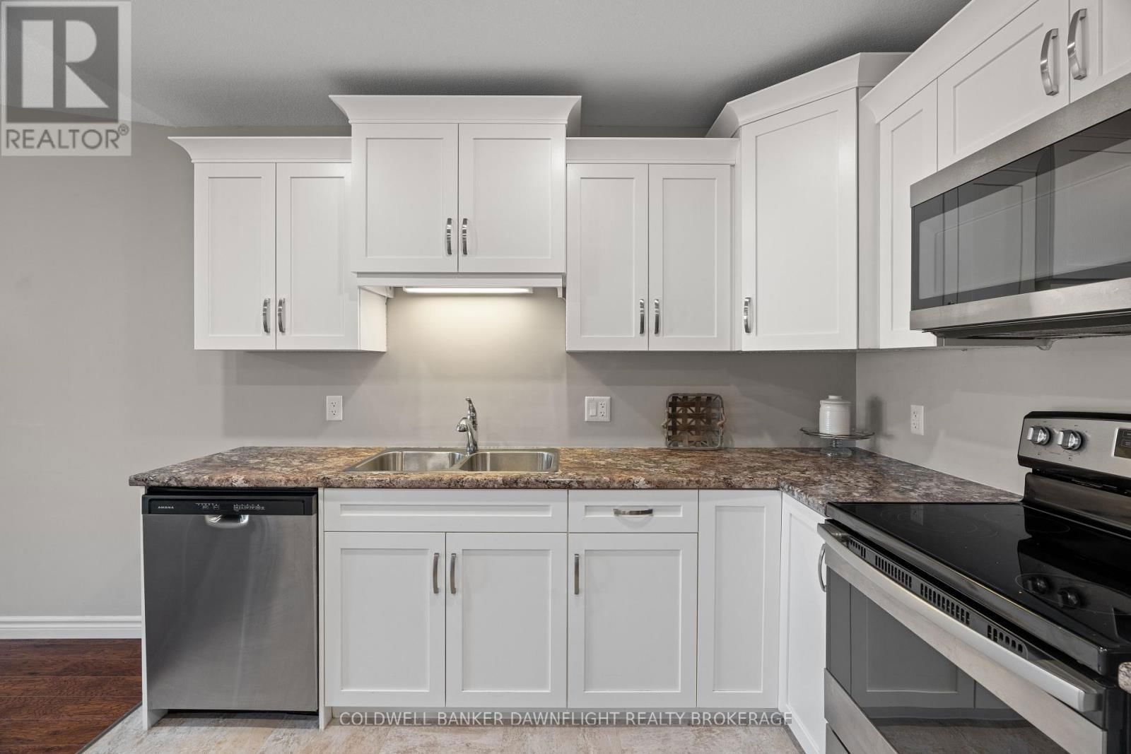 40 DEVON DRIVE Image 17