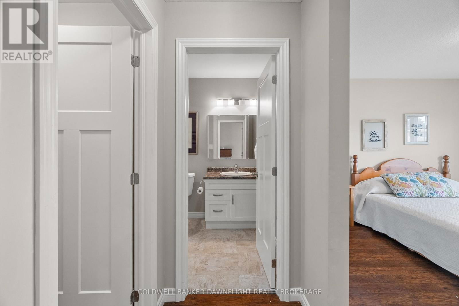 40 DEVON DRIVE Image 32