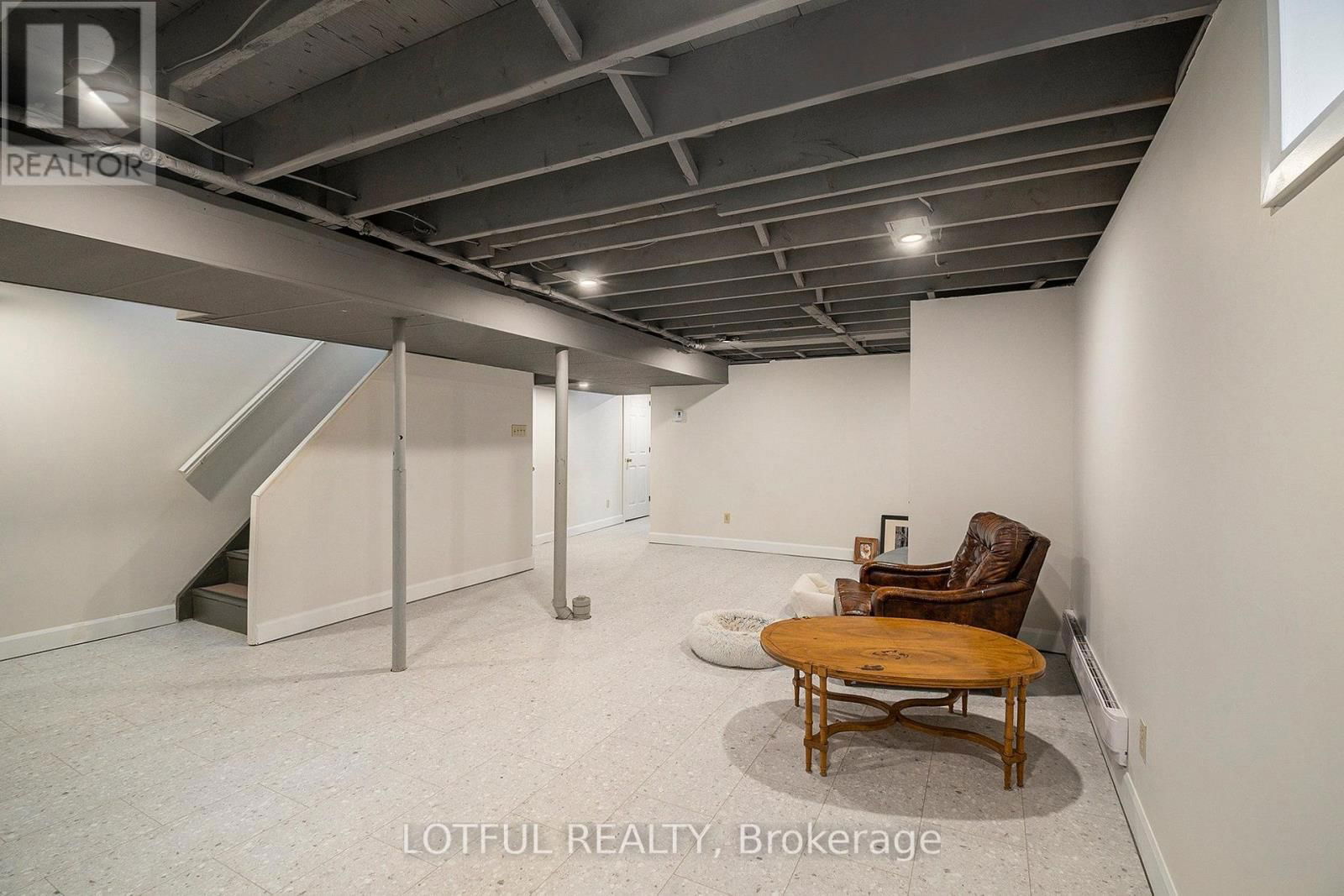 1147 STE. THERESE LANE Image 23