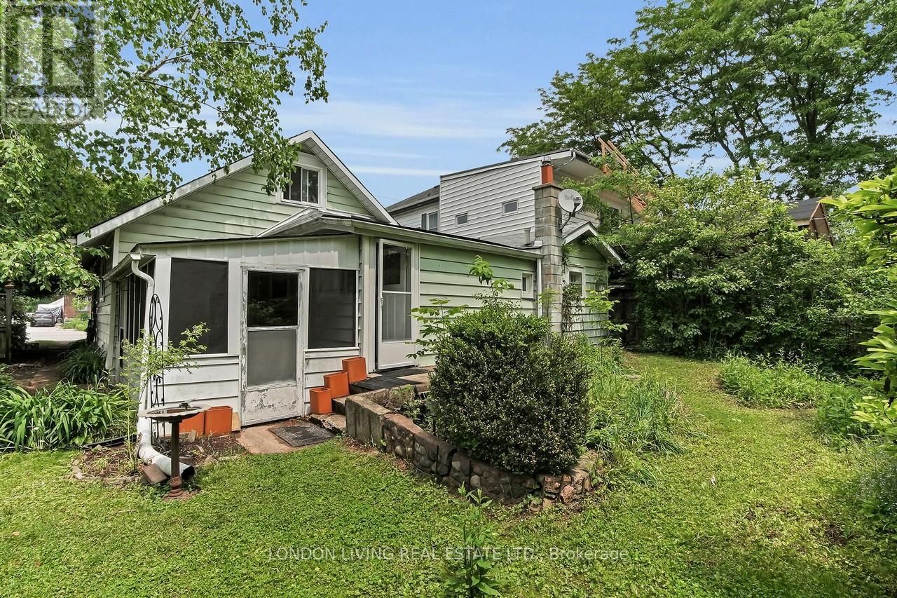 166 SPRINGBANK DRIVE Image 34