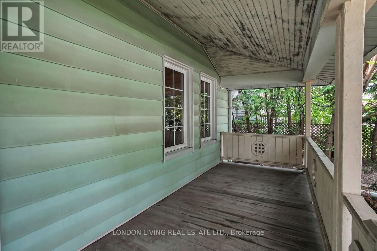 166 SPRINGBANK DRIVE Image 39