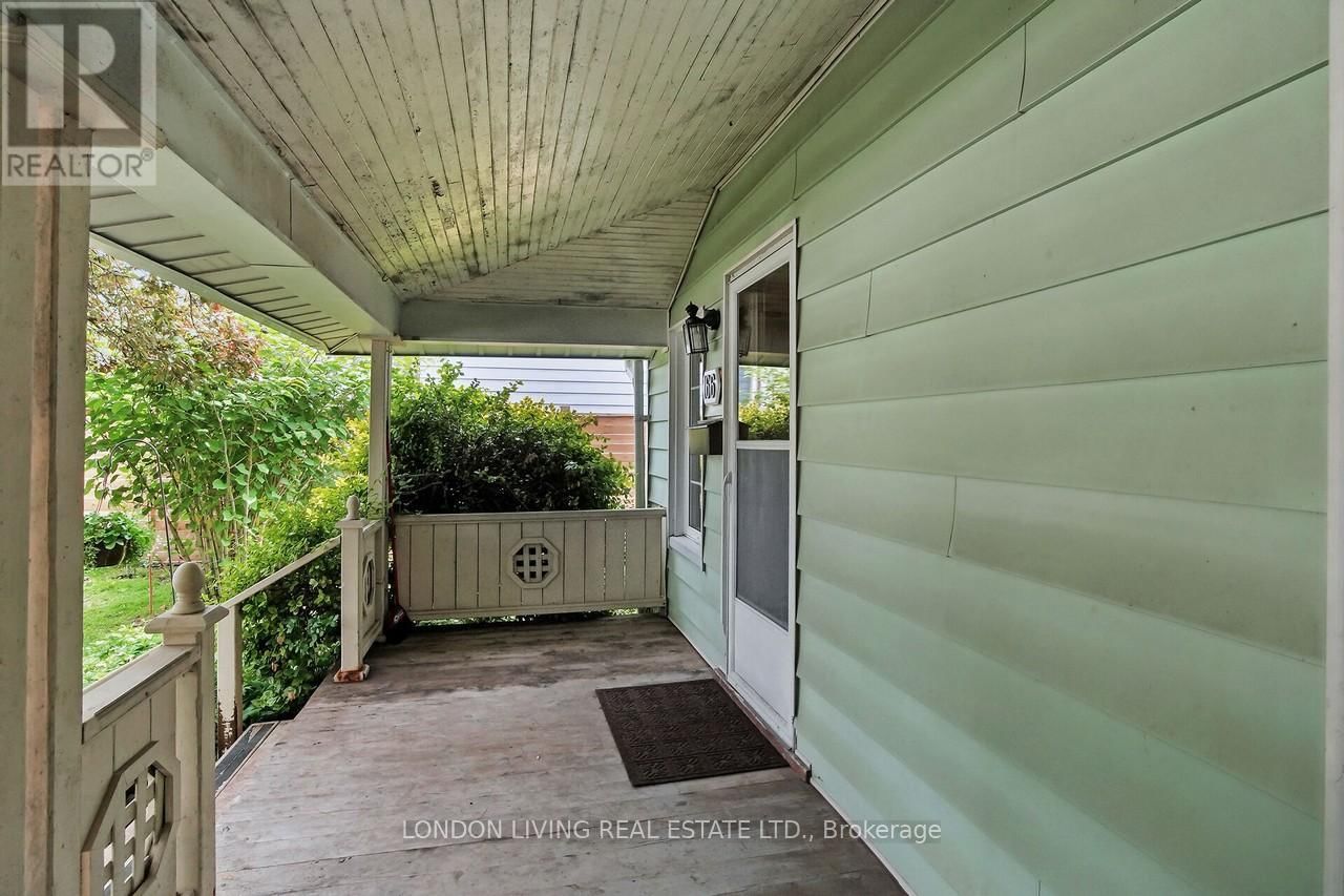 166 SPRINGBANK DRIVE Image 40
