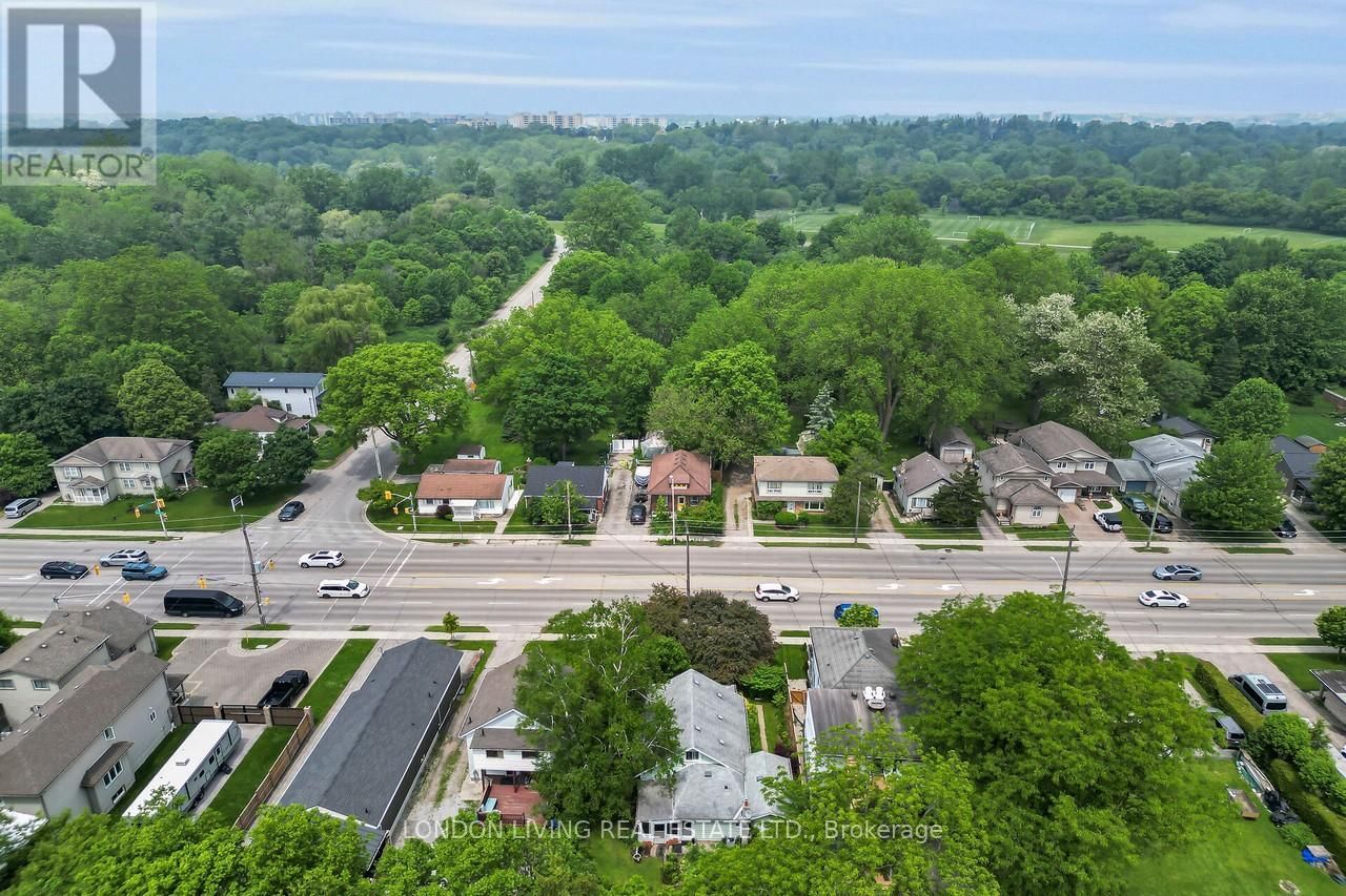 166 SPRINGBANK DRIVE Image 41