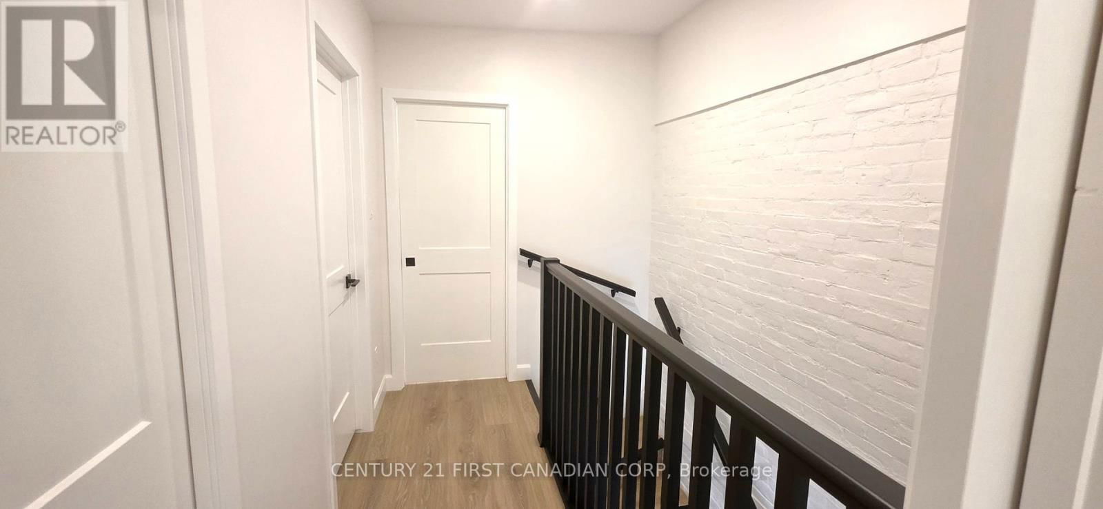 3 - 857 DUNDAS STREET Image 10