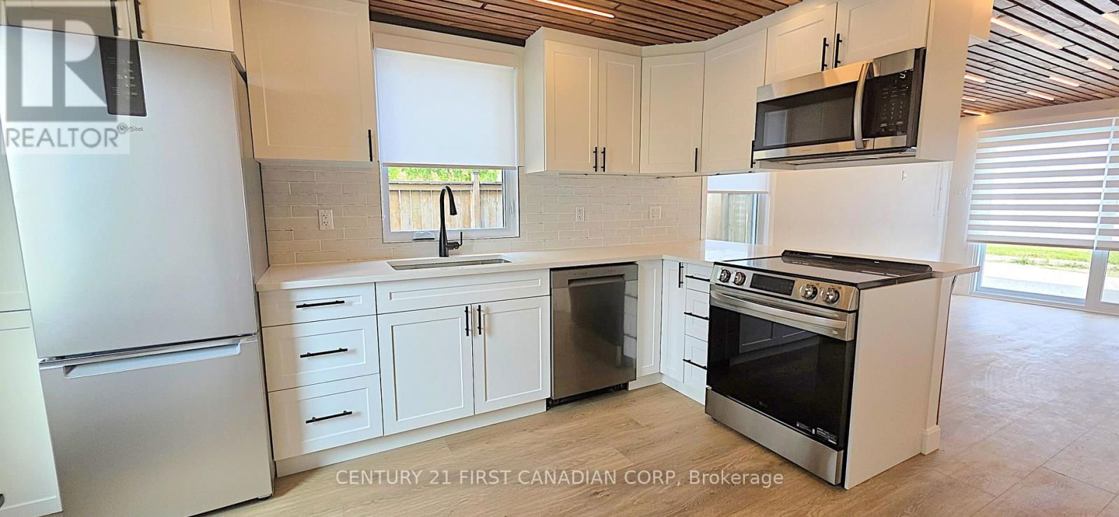 4 - 857 DUNDAS STREET Image 1
