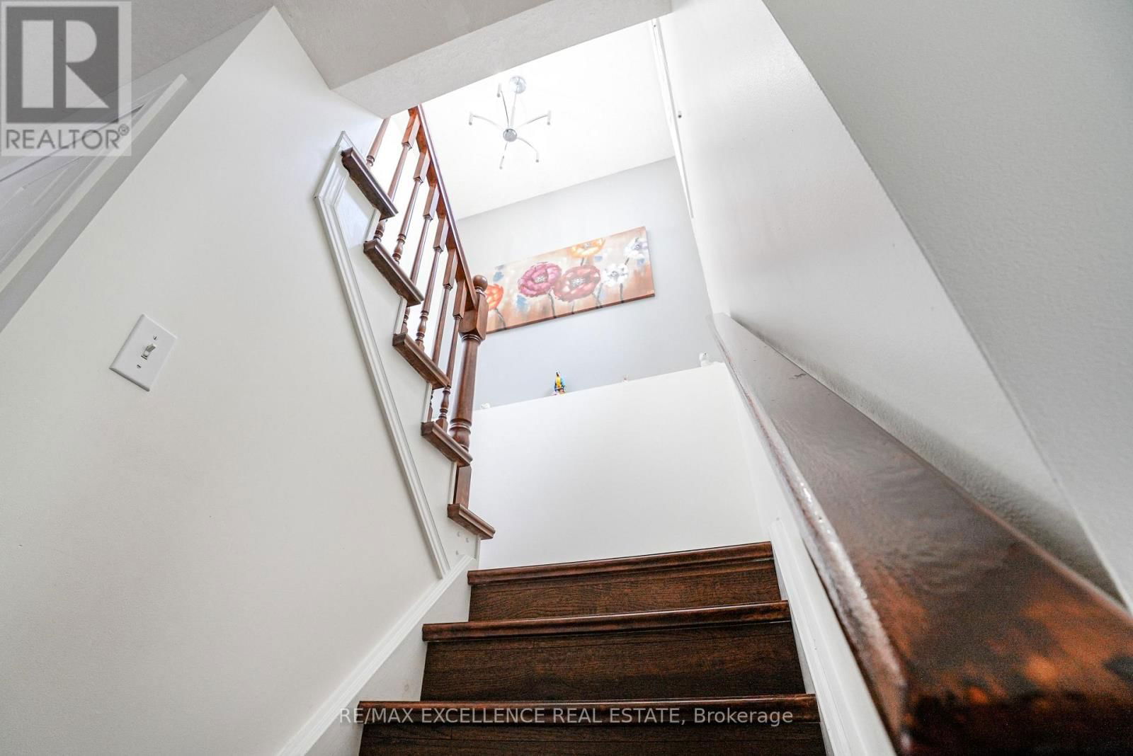 274 WATSON PARKWAY NORTH Image 16