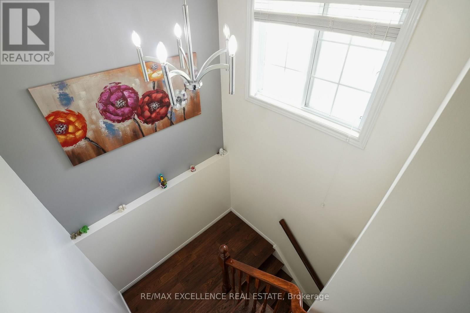 274 WATSON PARKWAY NORTH Image 17