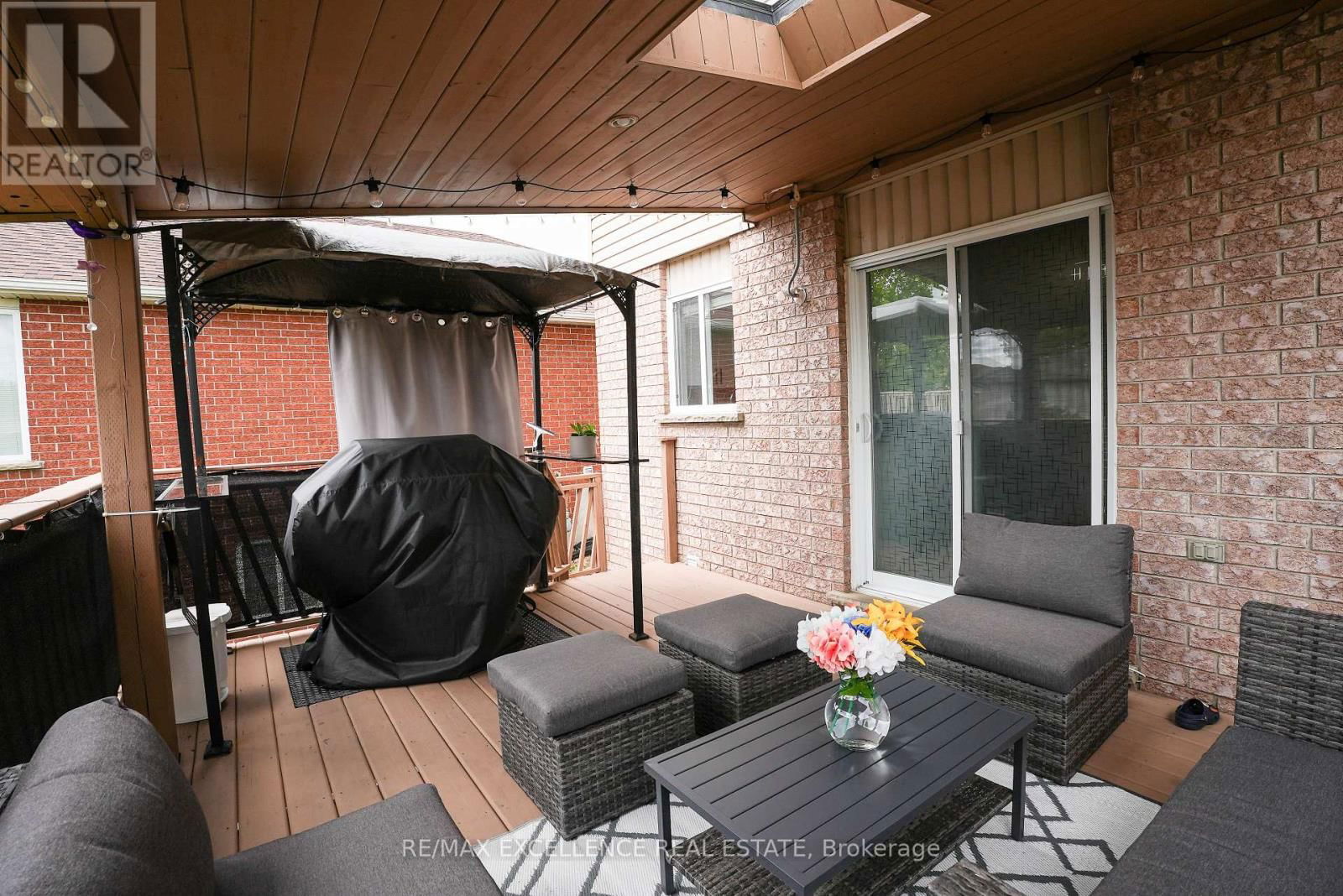 274 WATSON PARKWAY NORTH Image 41