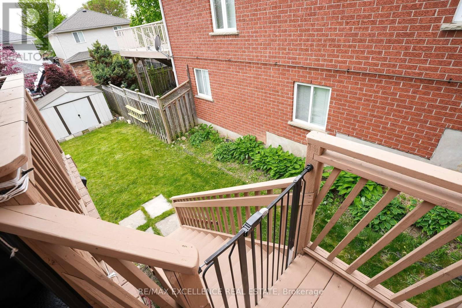 274 WATSON PARKWAY NORTH Image 44