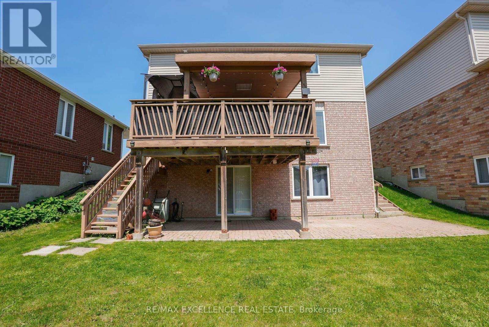 274 WATSON PARKWAY NORTH Image 47
