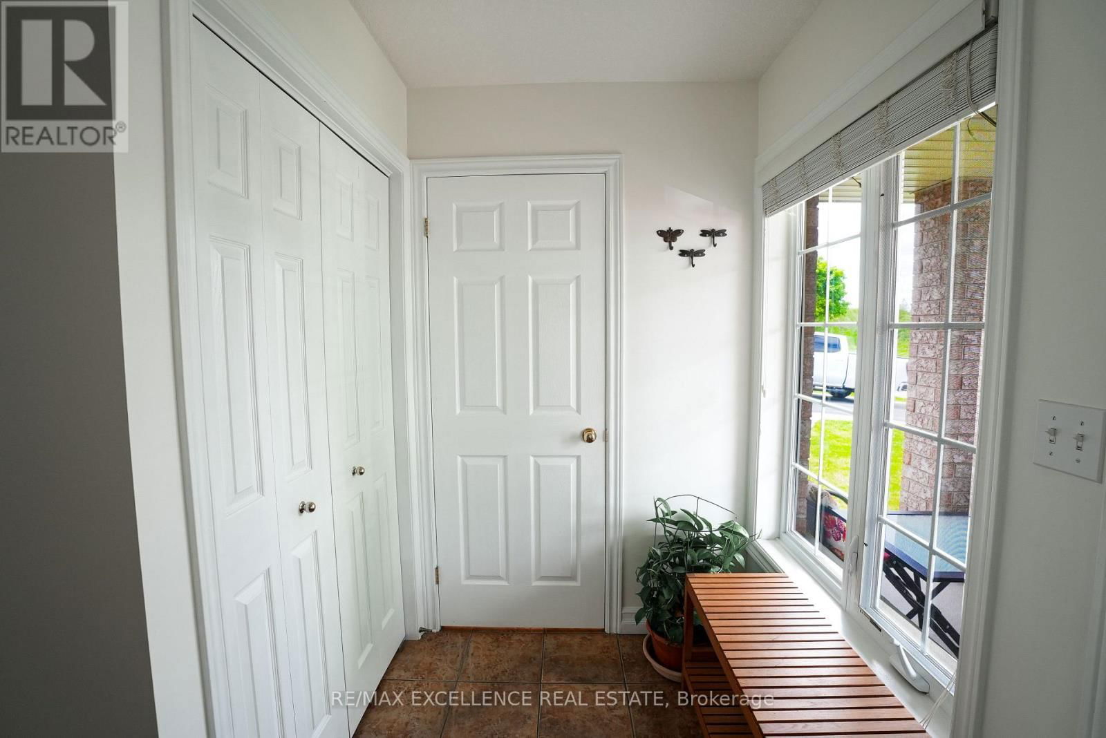 274 WATSON PARKWAY NORTH Image 7