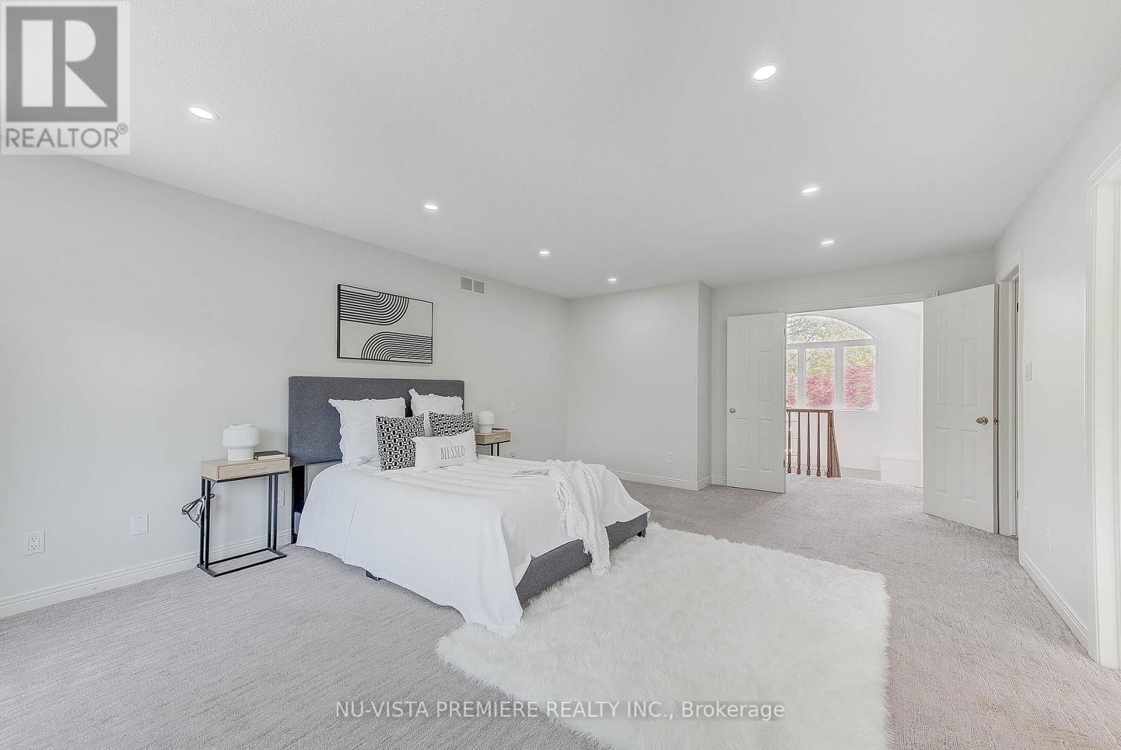 499 ROSECLIFFE TERRACE Image 22