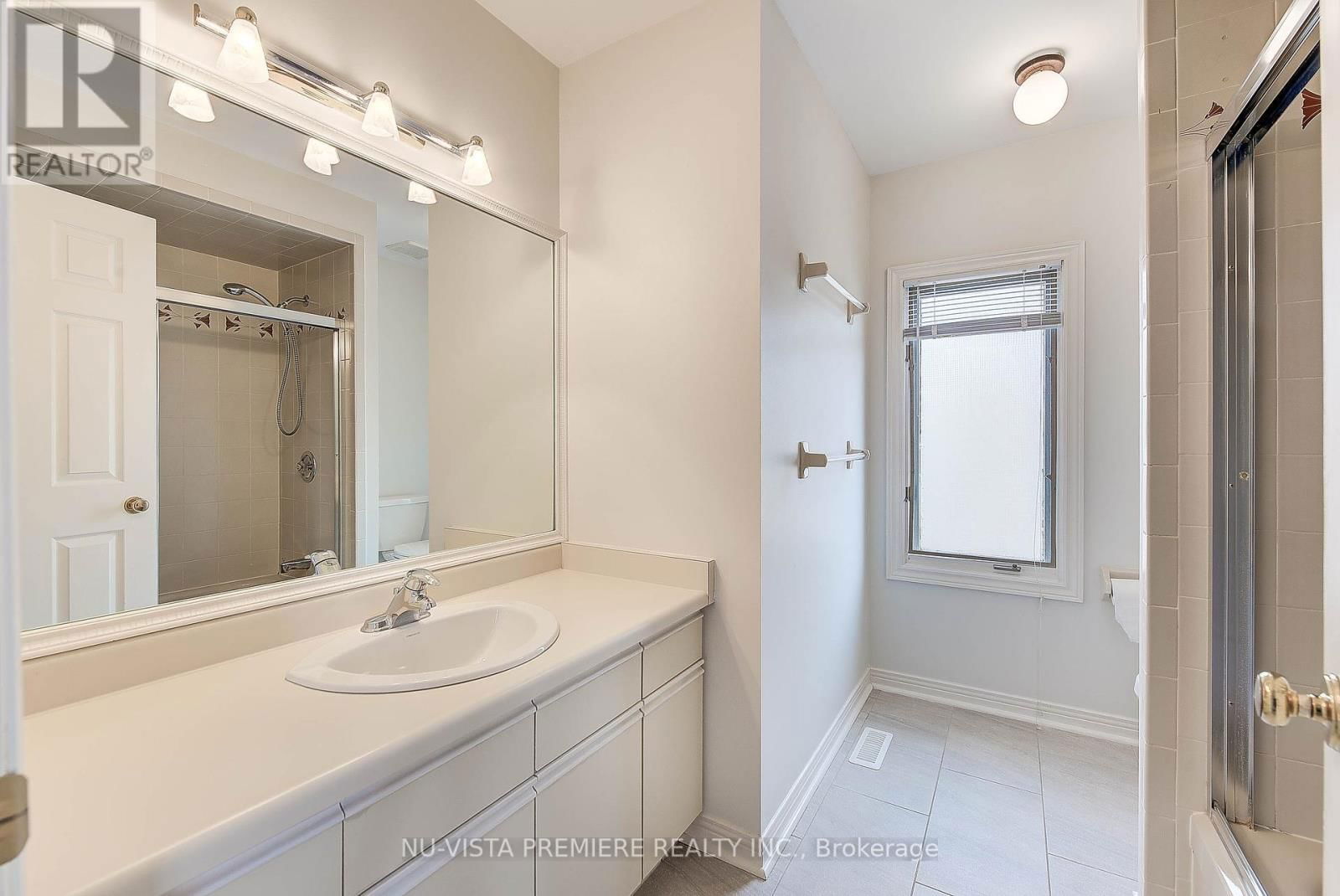499 ROSECLIFFE TERRACE Image 28