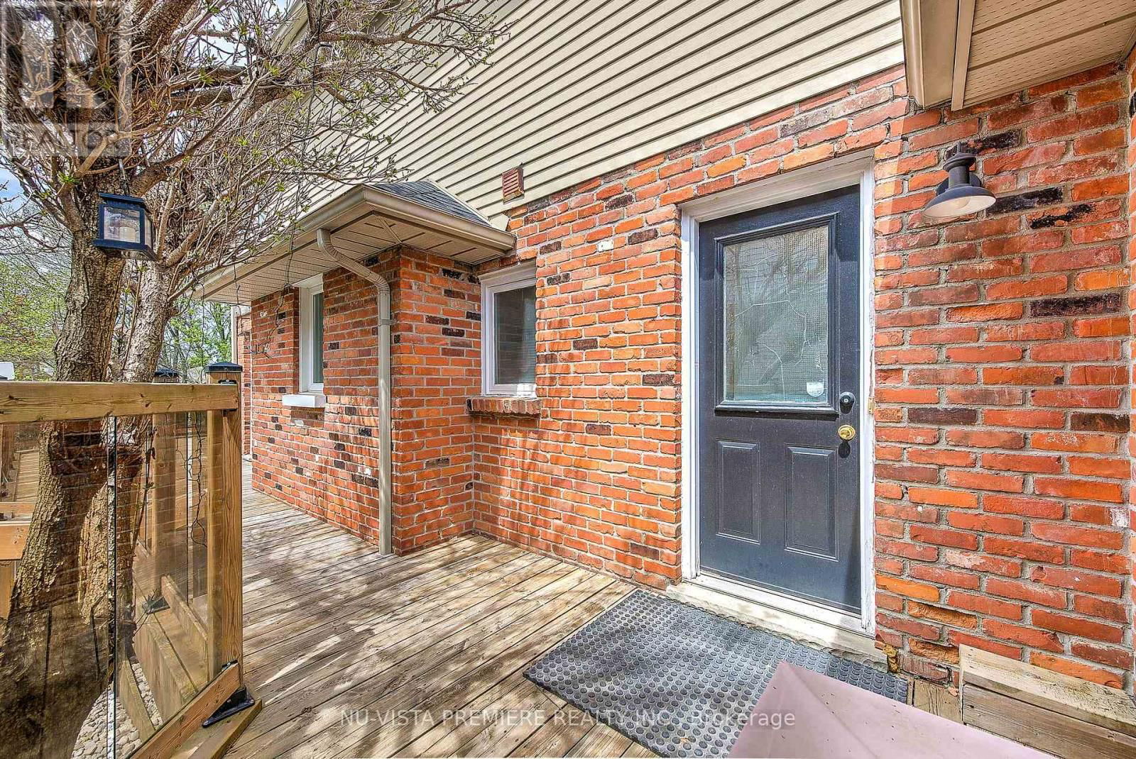 499 ROSECLIFFE TERRACE Image 38