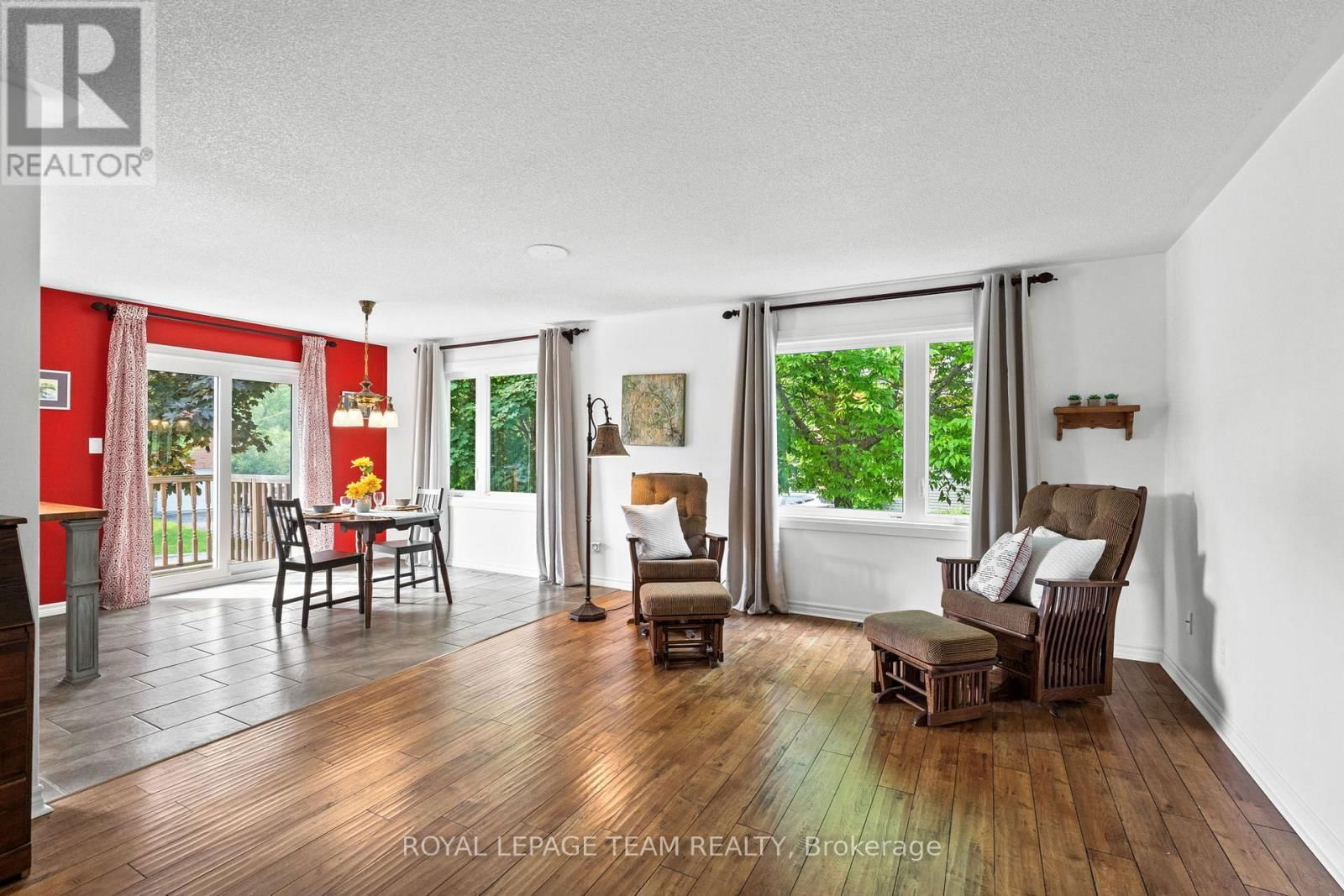 105 CAMPBELL STREET Image 15