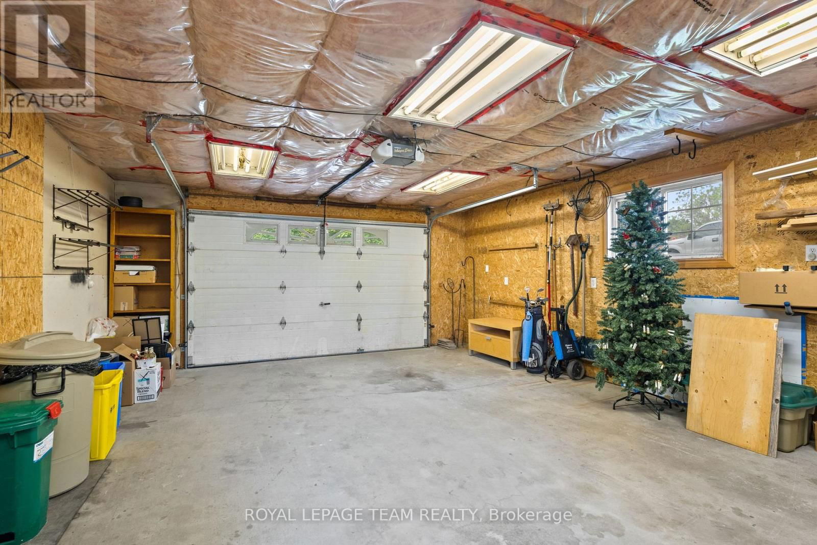 105 CAMPBELL STREET Image 38