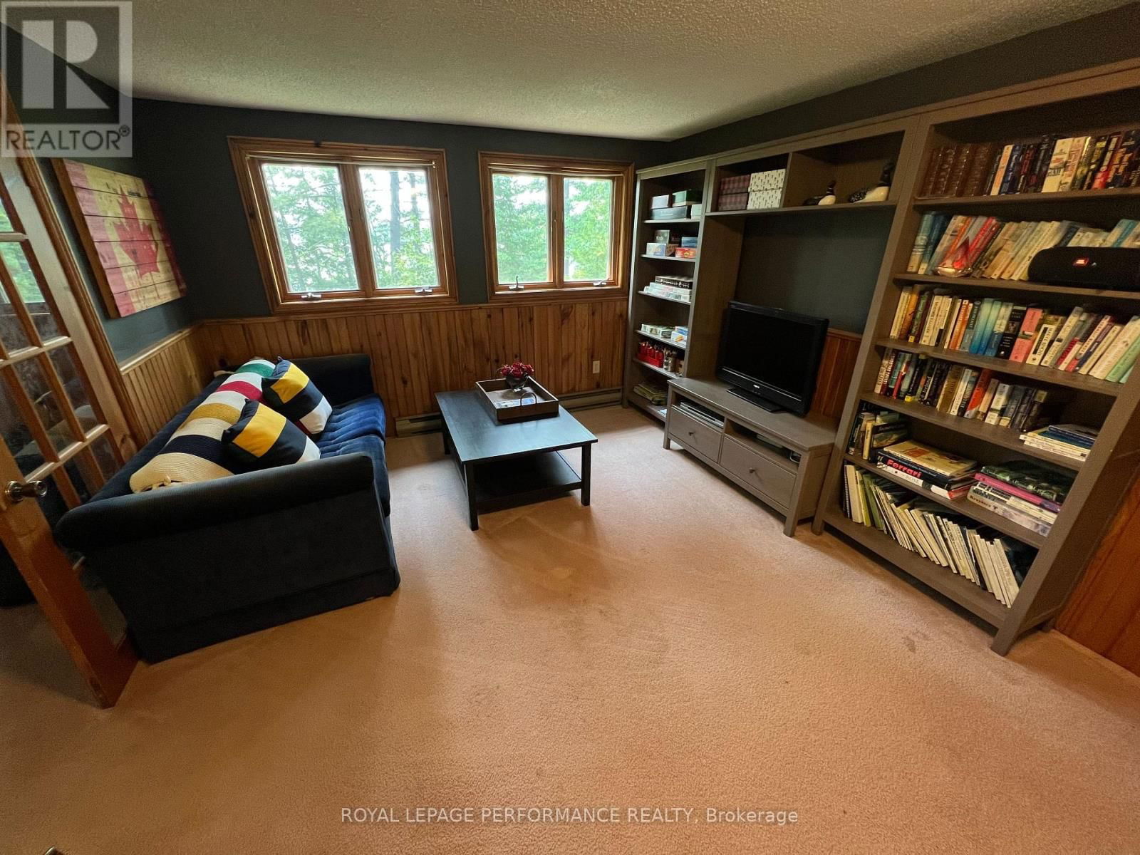 108 RAYCROFT CREEK Image 22