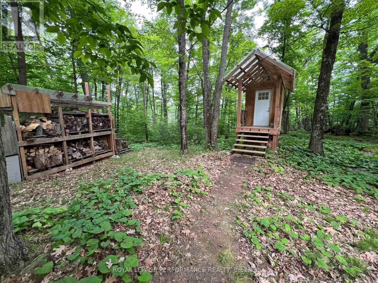 108 RAYCROFT CREEK Image 27
