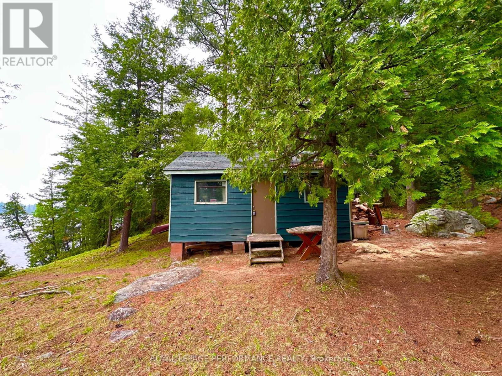 108 RAYCROFT CREEK Image 33