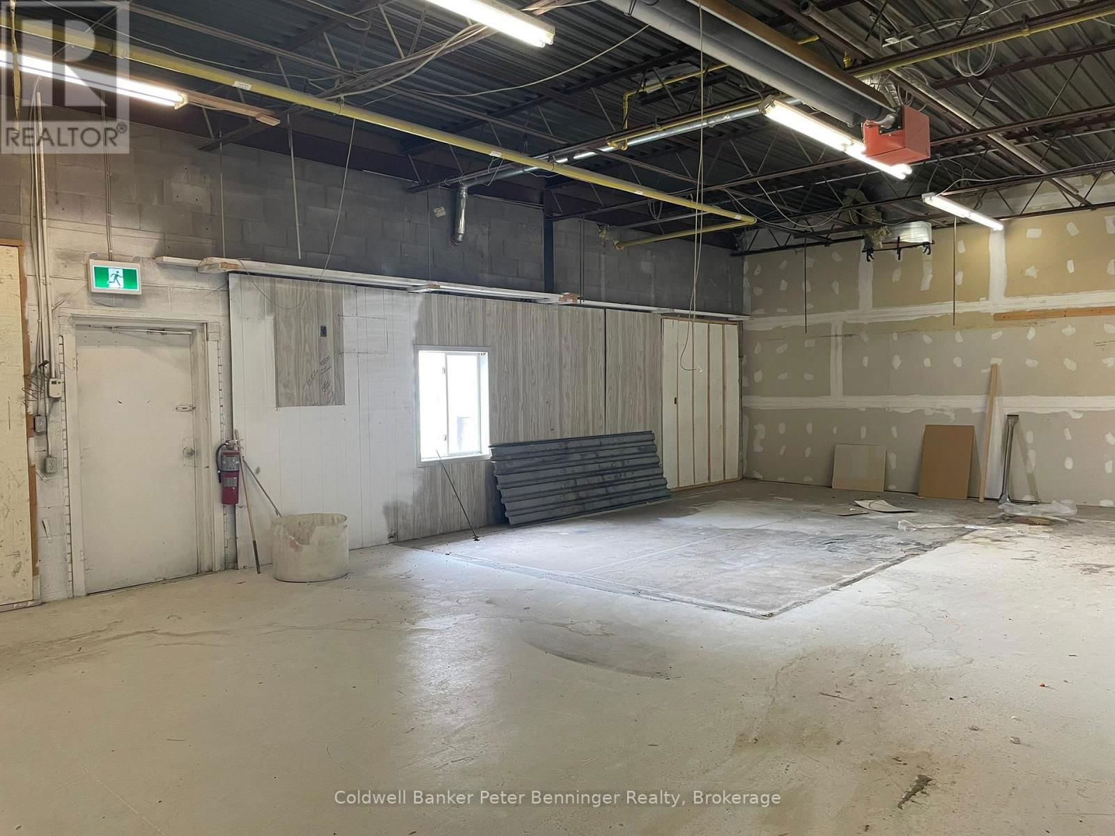 9 - 130 KINCARDINE HIGHWAY Image 8