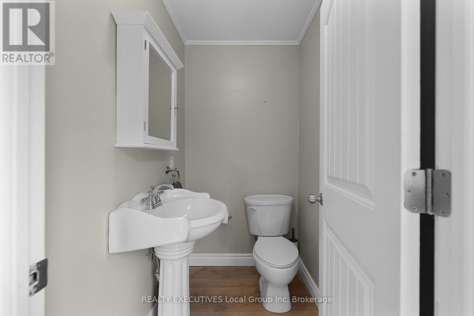 779 COPELAND STREET Image 21