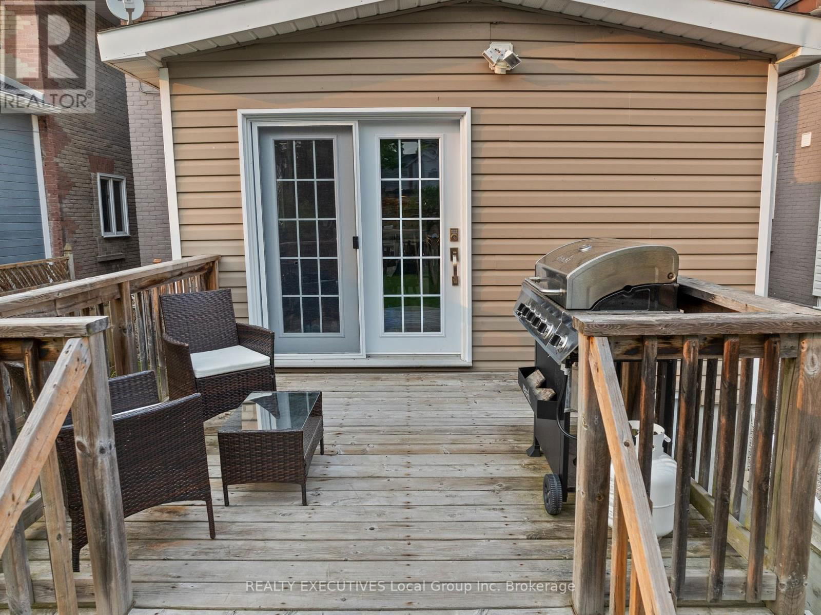 779 COPELAND STREET Image 39