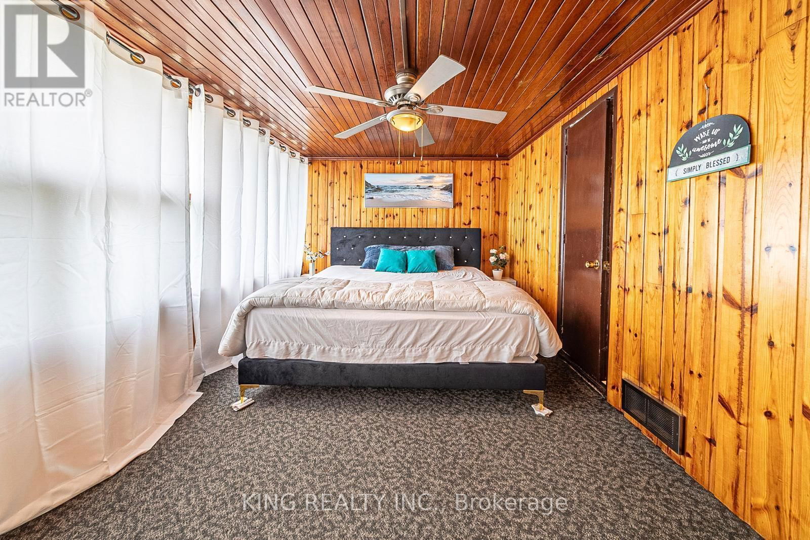 42 WAHNETA AVENUE Image 18