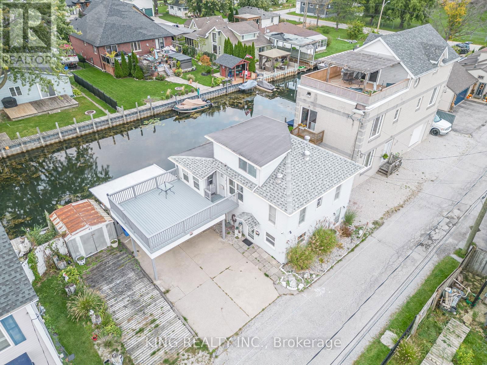 42 WAHNETA AVENUE Image 24