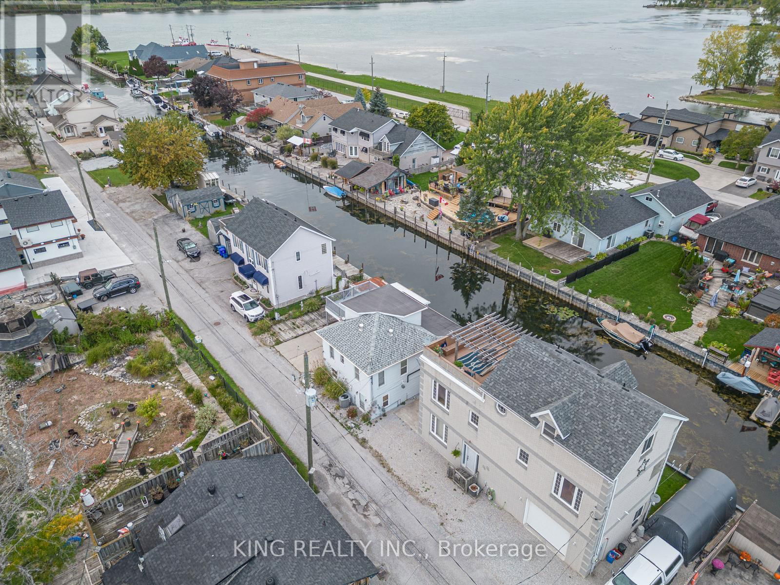 42 WAHNETA AVENUE Image 26