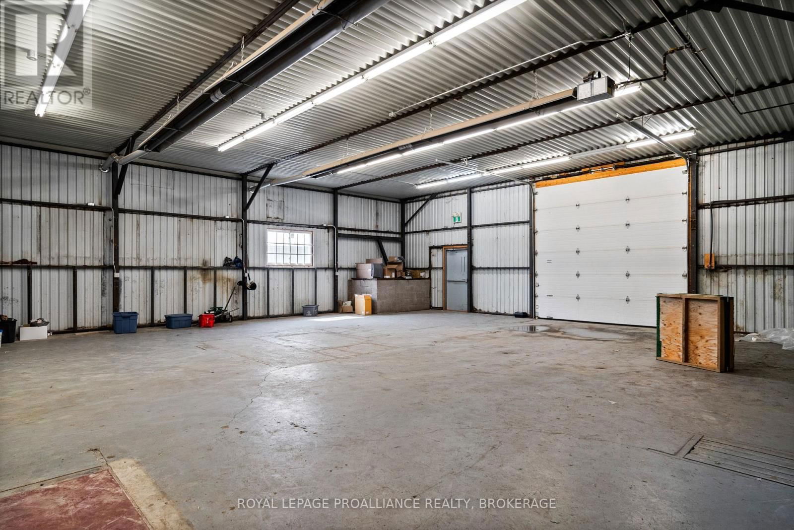 1033 JOHN COUNTER BOULEVARD Image 18
