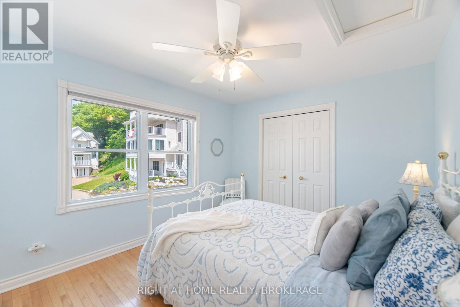 40 PROMENADE WAY Image 26