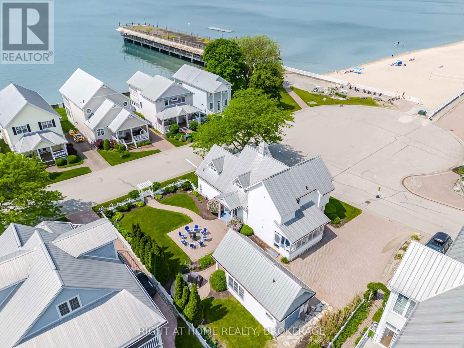40 PROMENADE WAY Image 42