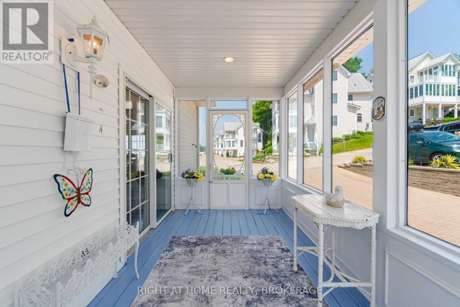 38 PROMENADE WAY Image 26