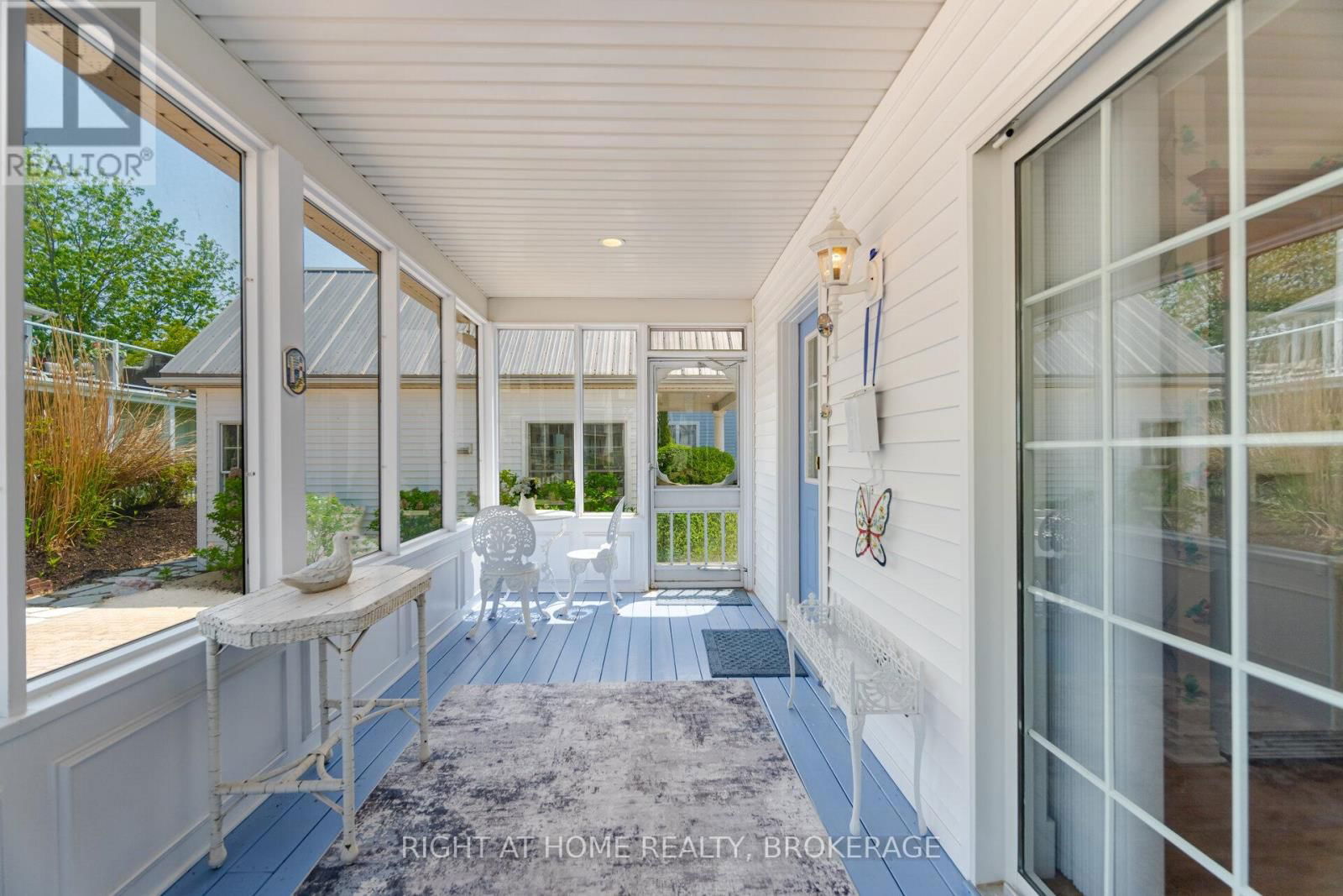 38 PROMENADE WAY Image 27