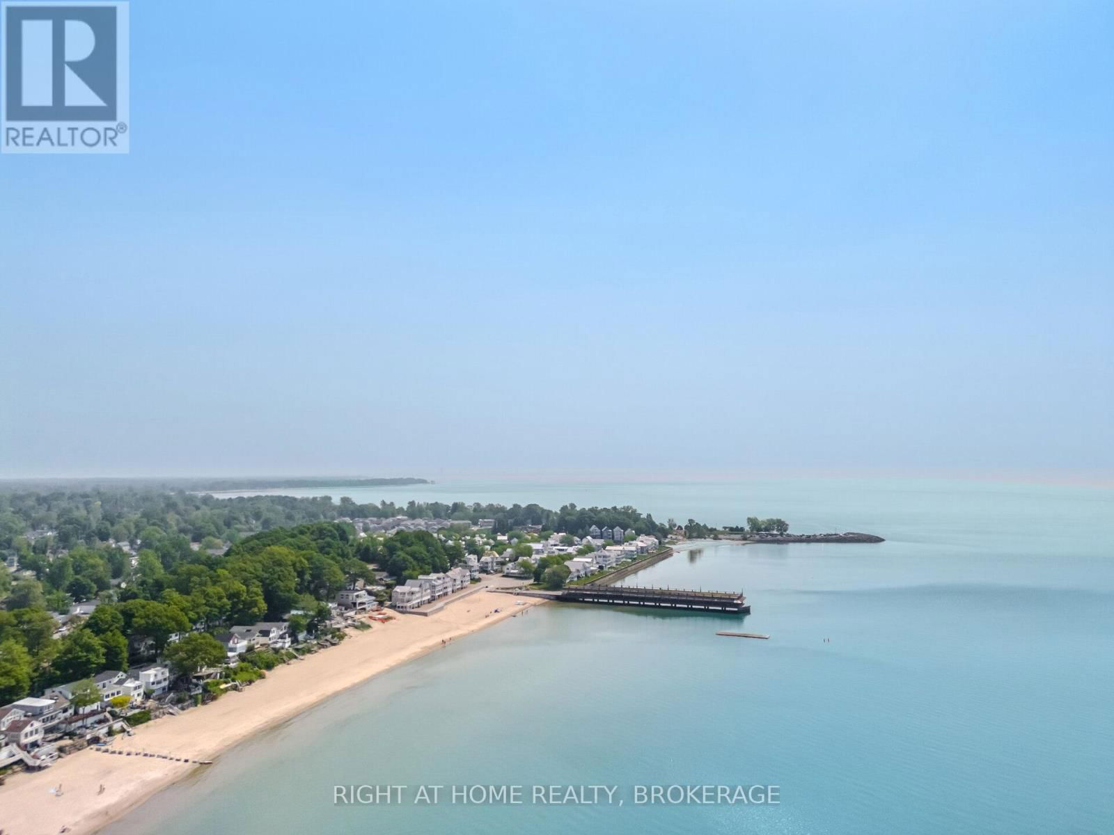 38 PROMENADE WAY Image 45