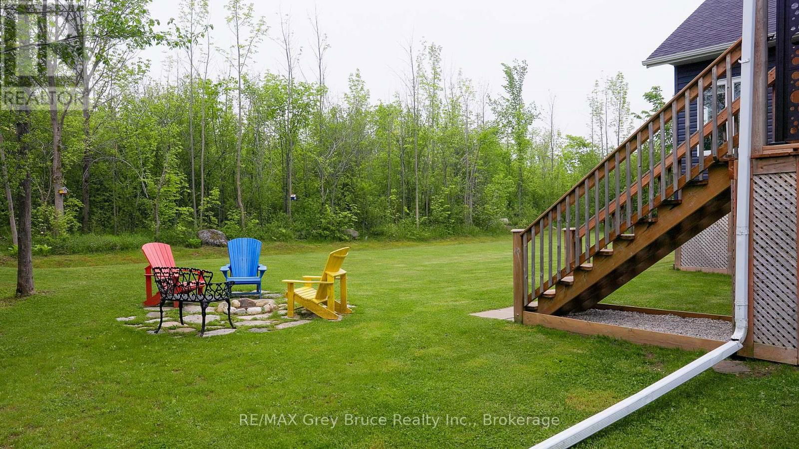 350293 A CORNERS Image 43