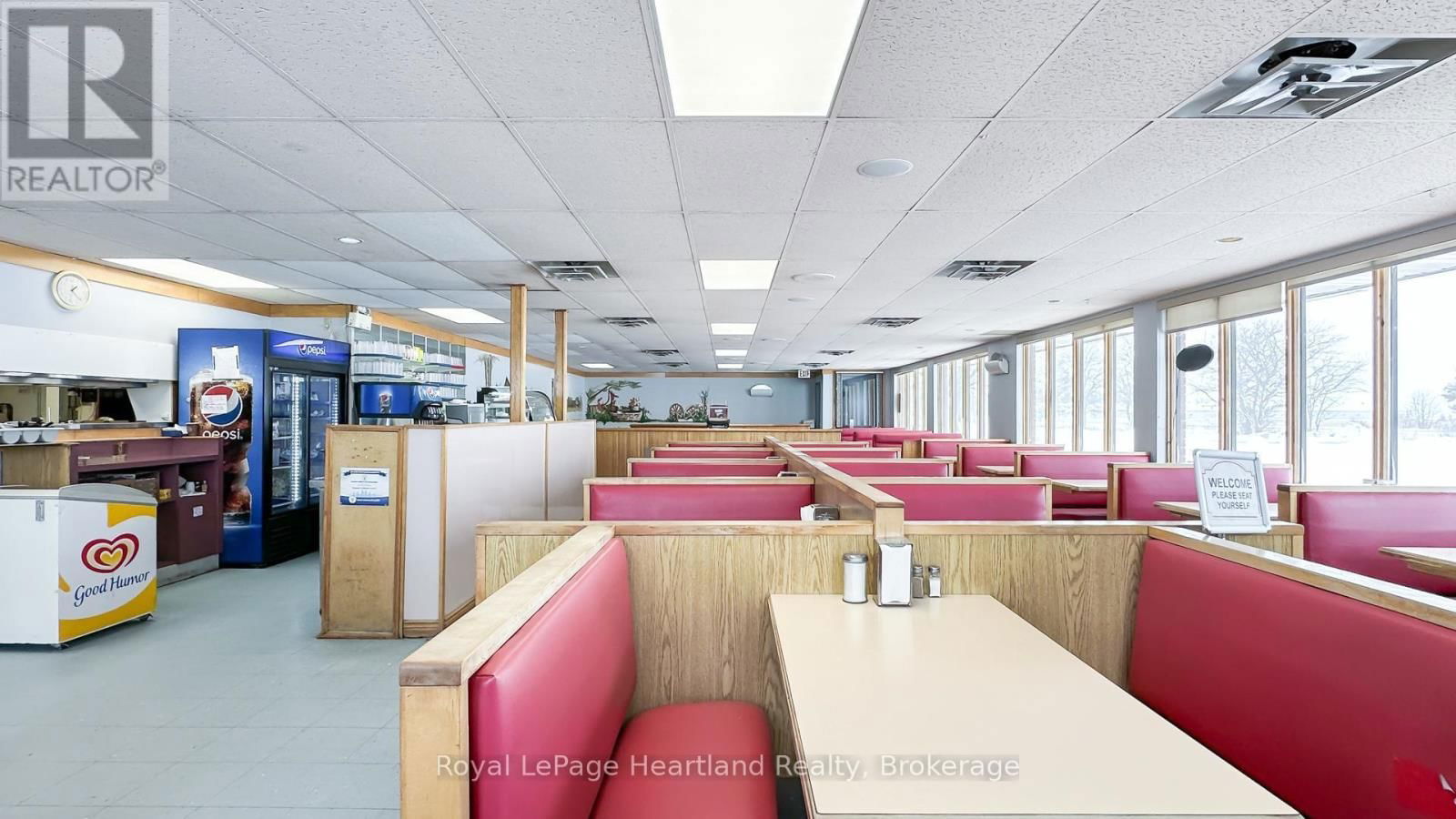 76988 LONDON ROAD SOUTH Image 15