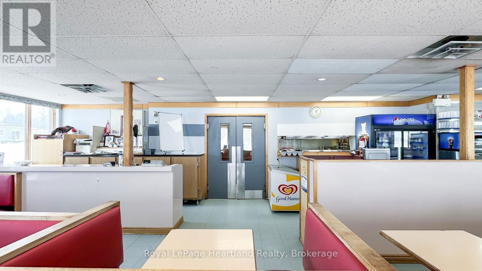 76988 LONDON ROAD SOUTH Image 27