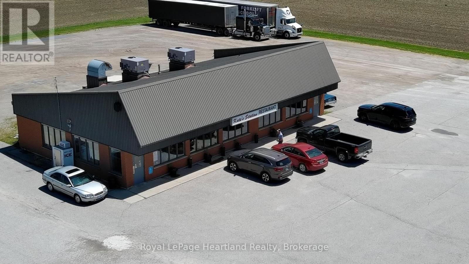 76988 LONDON ROAD SOUTH Image 32